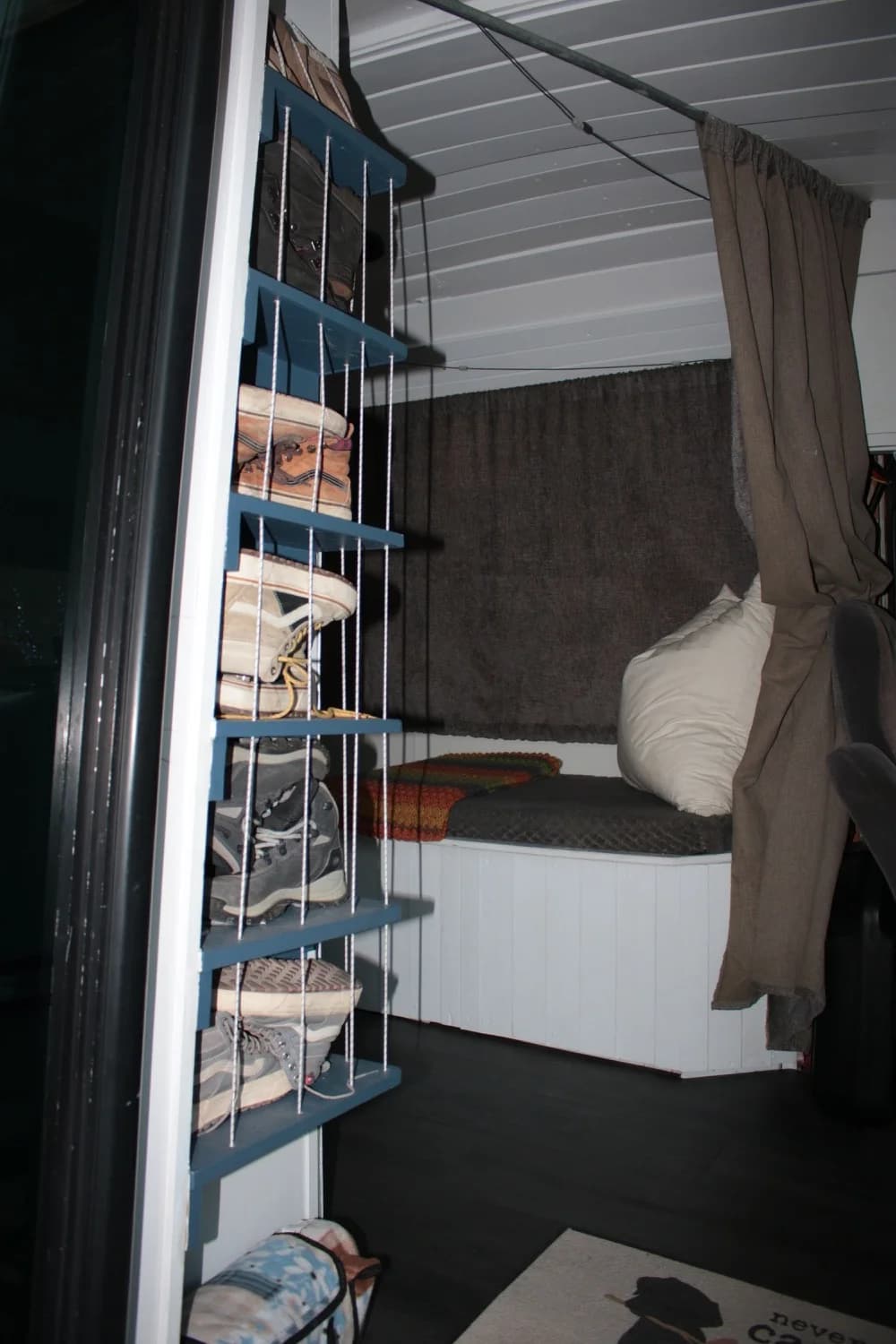 1997 Ford E450 - Image 18