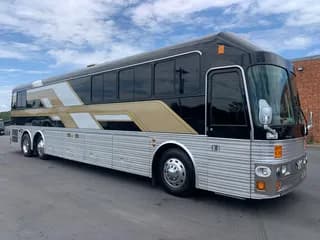 1993 Eagle Model 15 bus