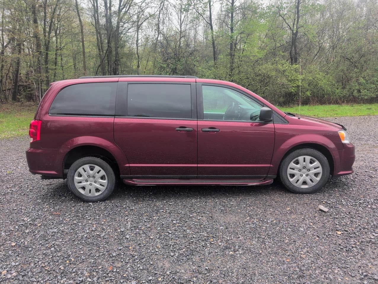 2017 DODGE ATS VAN PASSENGE - Image 3