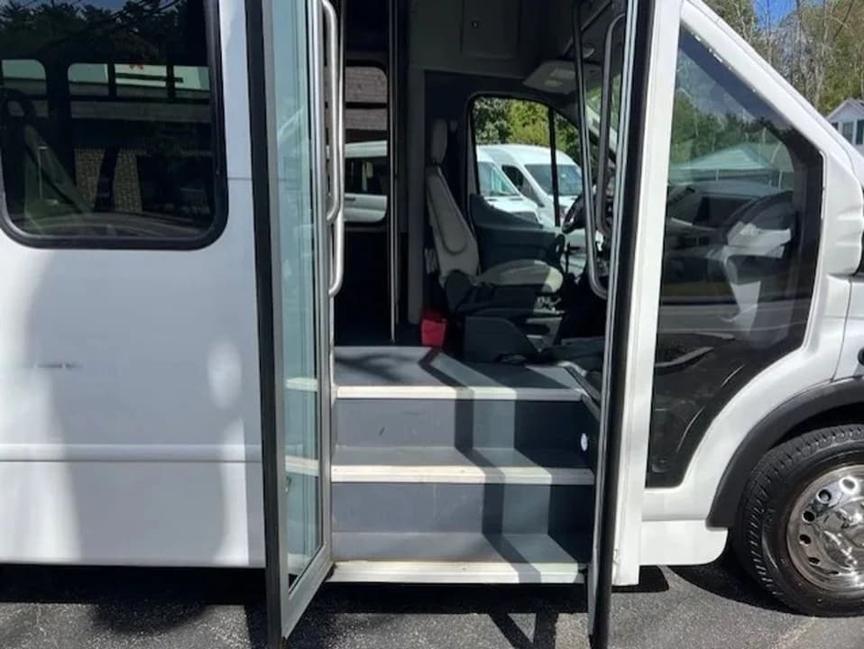 2016 Ford Transit Non-CDL Shuttle Bus - Image 5