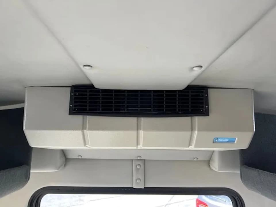 2016 Ford Transit Non-CDL Shuttle Bus - Image 7