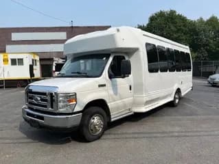 2015 Ford Turtle Top bus