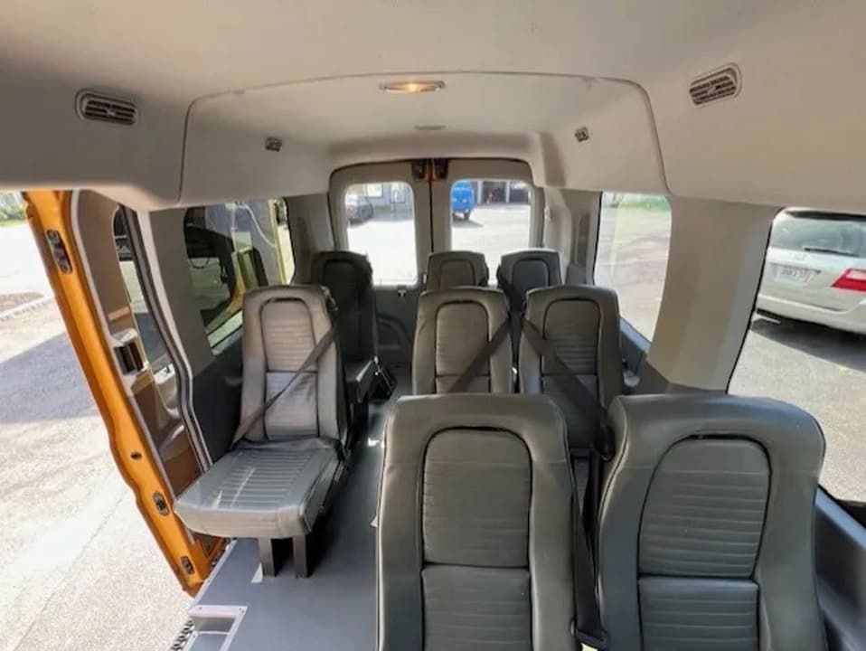 2017 Ford Transit 150 School Van - Image 12