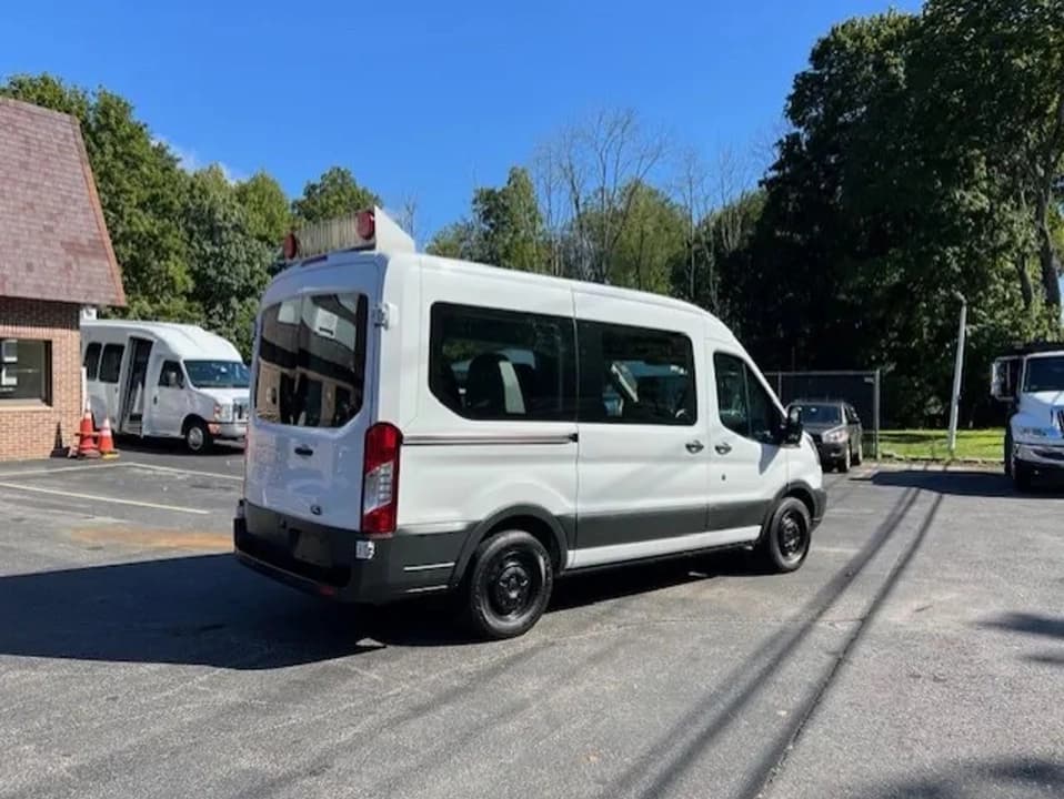 2016 Ford Transit 150 Passenger Van - Image 3