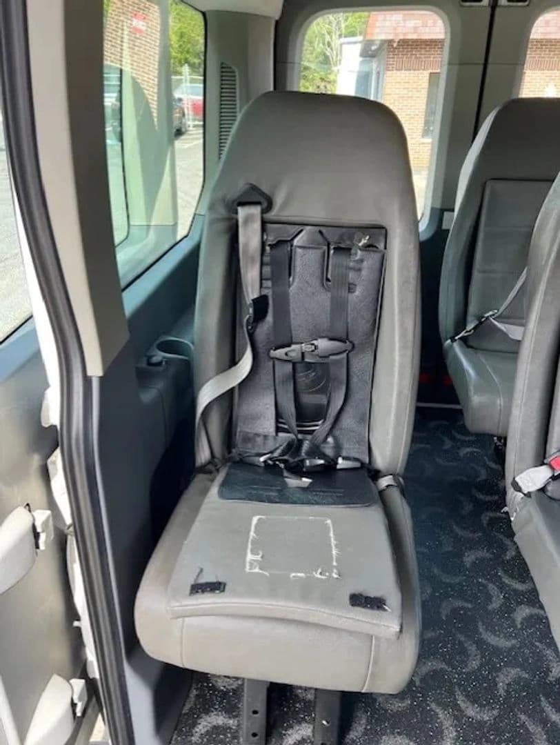 2016 Ford Transit 150 Passenger Van - Image 7