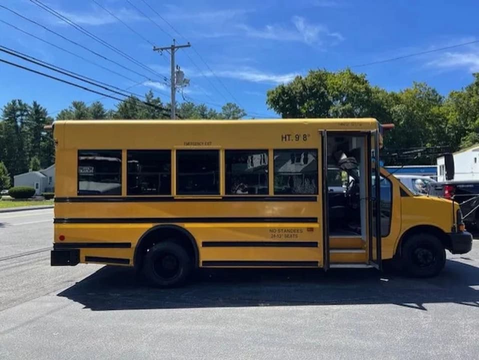 2008 Chevrolet Express Collins Mini School Bus - Image 4