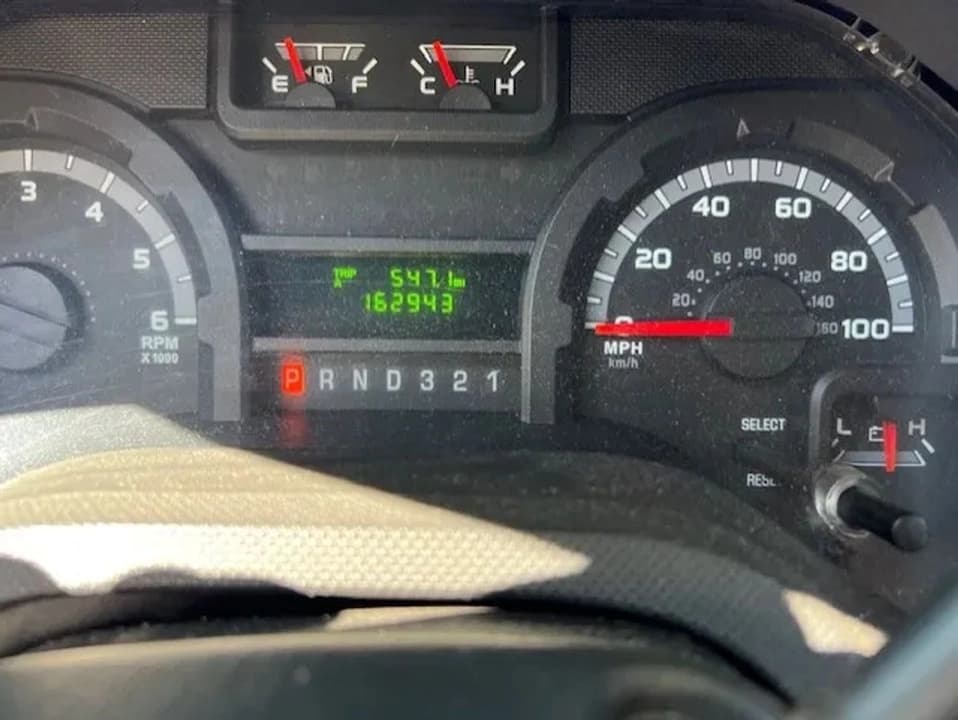 2015 FORD SHUTTLE BUS WHEELCHA GREAT FOR CONVERSION! - Image 19