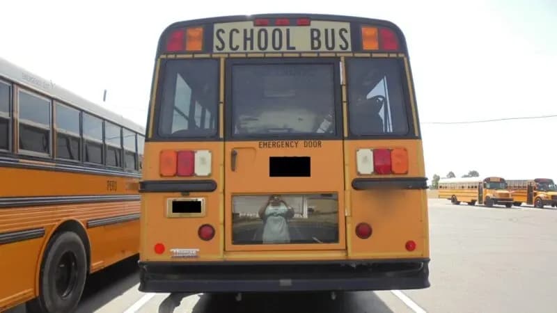 2010 Freightliner Thomas School Bus - Image 2