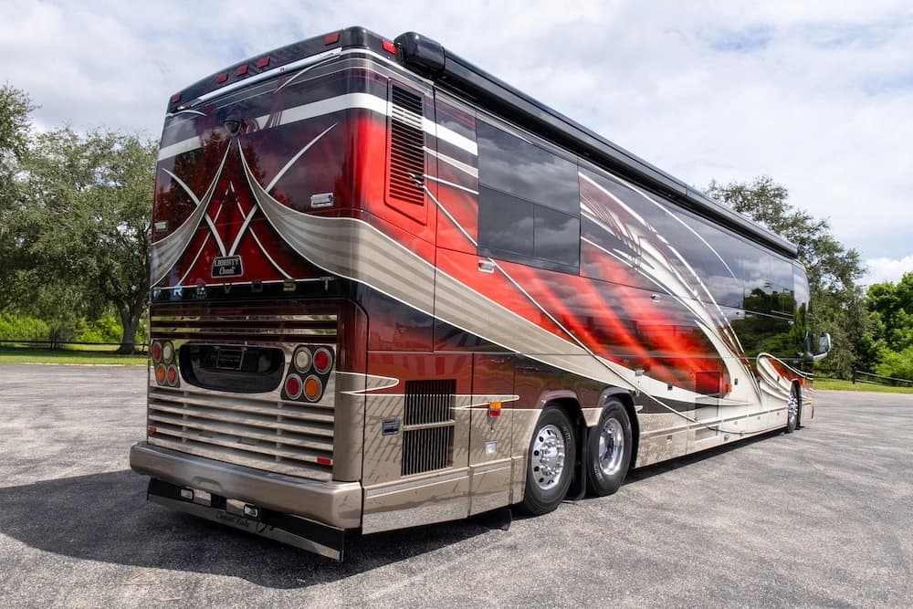 2005 Prevost Liberty Elegant Lady H3-45 Motorhome - Image 5