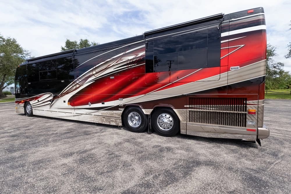 2005 Prevost Liberty Elegant Lady H3-45 Motorhome - Image 8