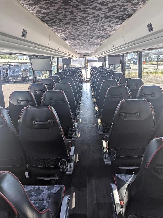 2019 Prevost H3-45 Coach Bus - Image 2