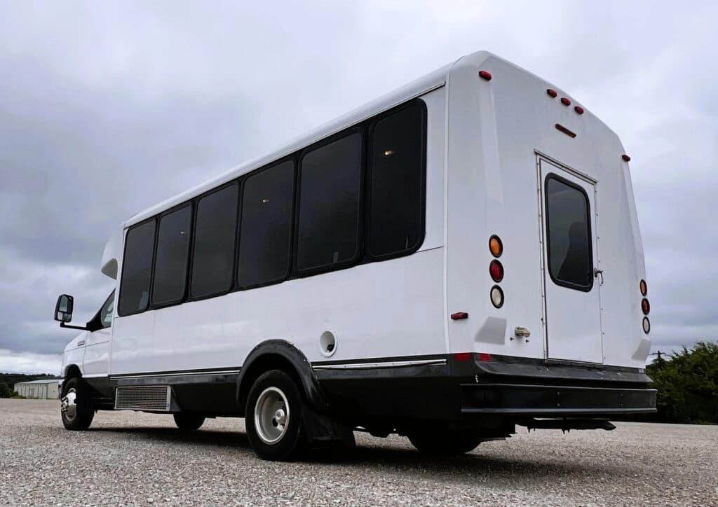 2014 Ford E450 Eldorado Shuttle Bus - Image 2