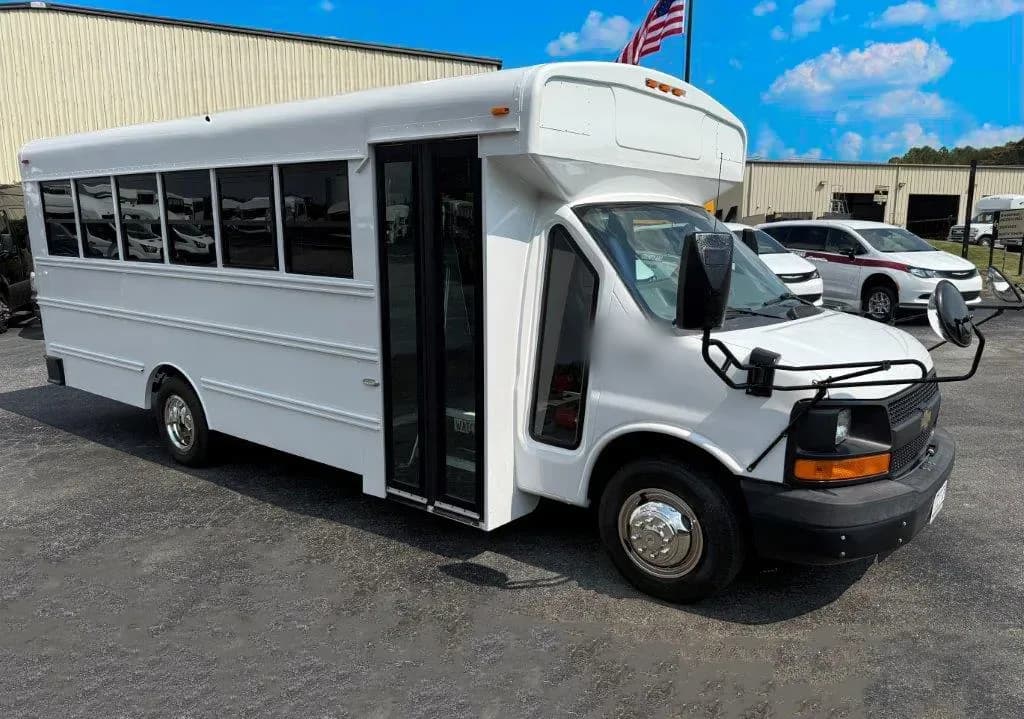 2018 Collins MFSAB Shuttle Bus - Image 1
