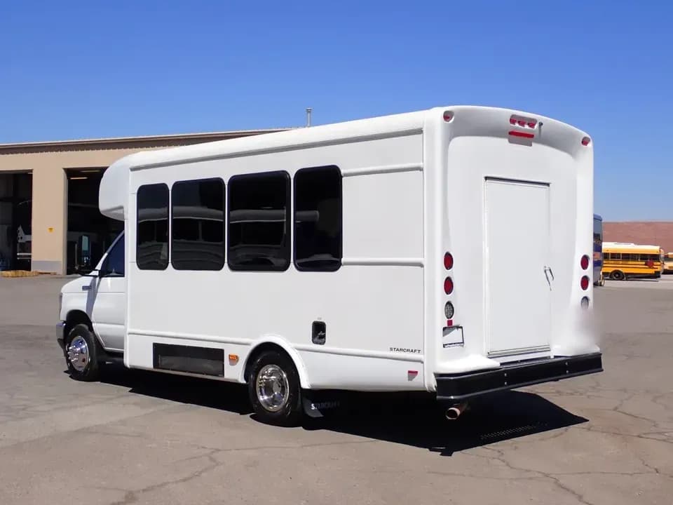 2023 Ford E450 Starcraft Allstar Shuttle Bus - Image 5
