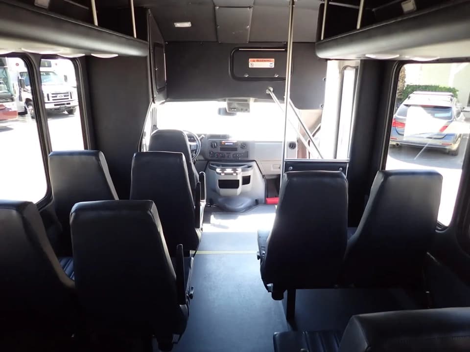 2023 Ford E450 Starcraft Allstar Shuttle Bus - Image 8