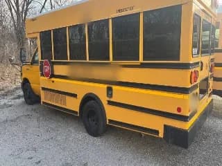 2010 Ford Bantam bus