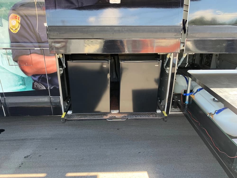 1995 MCI MS 951 Motor Coach - Image 20