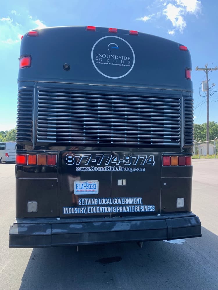 1995 MCI MS 951 Motor Coach - Image 4