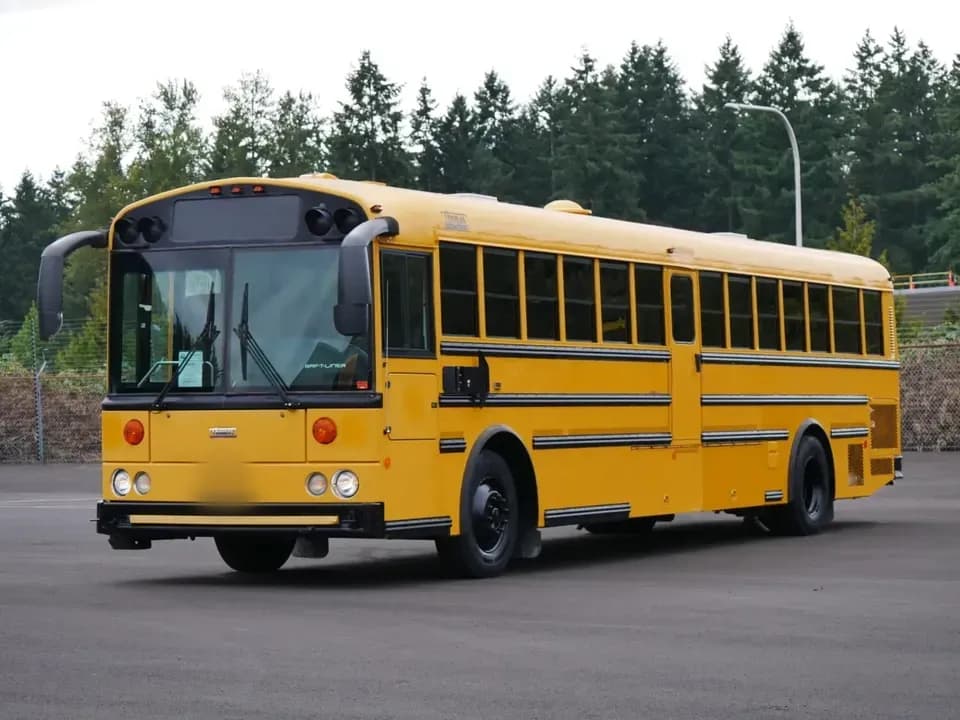 2012 Thomas Built Saf-T-Liner School Bus - Image 2