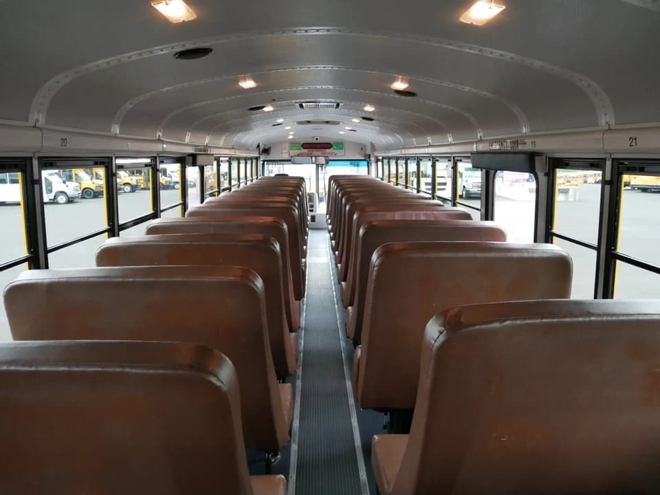 2012 Thomas Built Saf-T-Liner School Bus - Image 7
