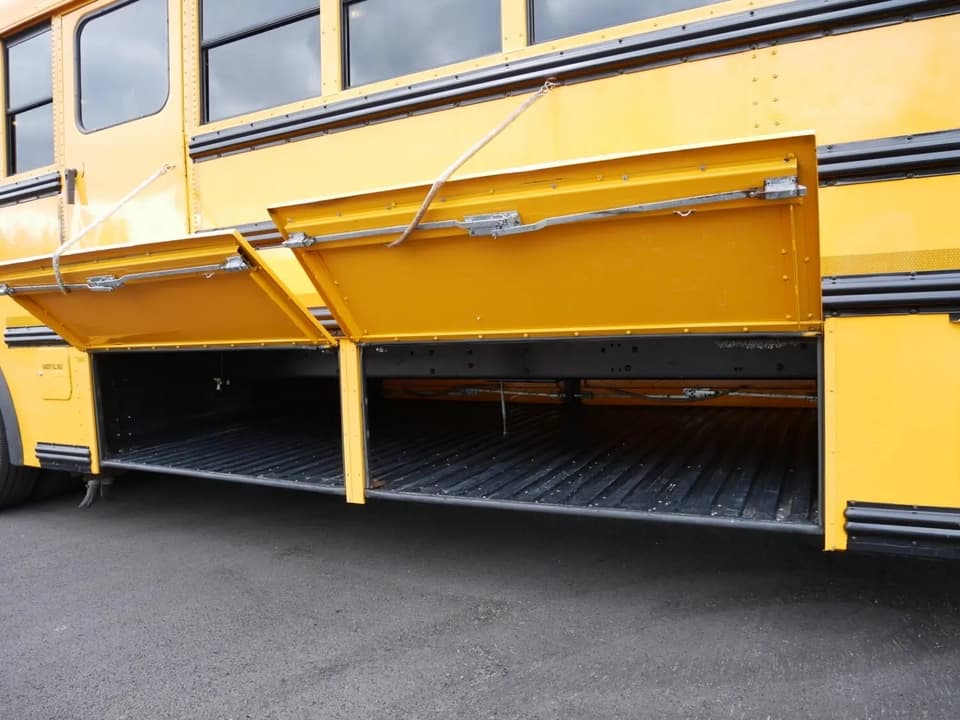 2012 Thomas Built Saf-T-Liner School Bus - Image 9