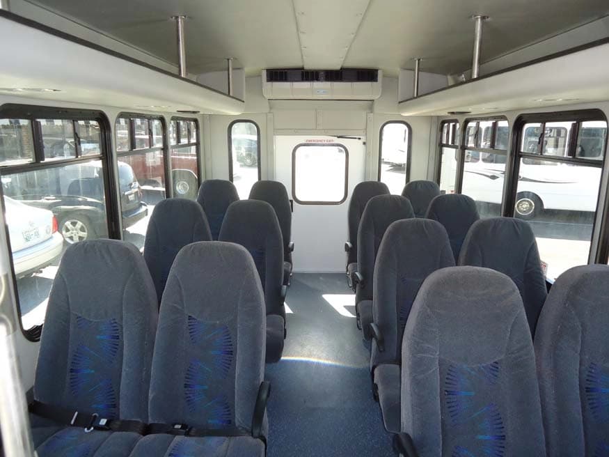 2025 Ford E350 Starcraft Allstar Shuttle Bus - Image 4