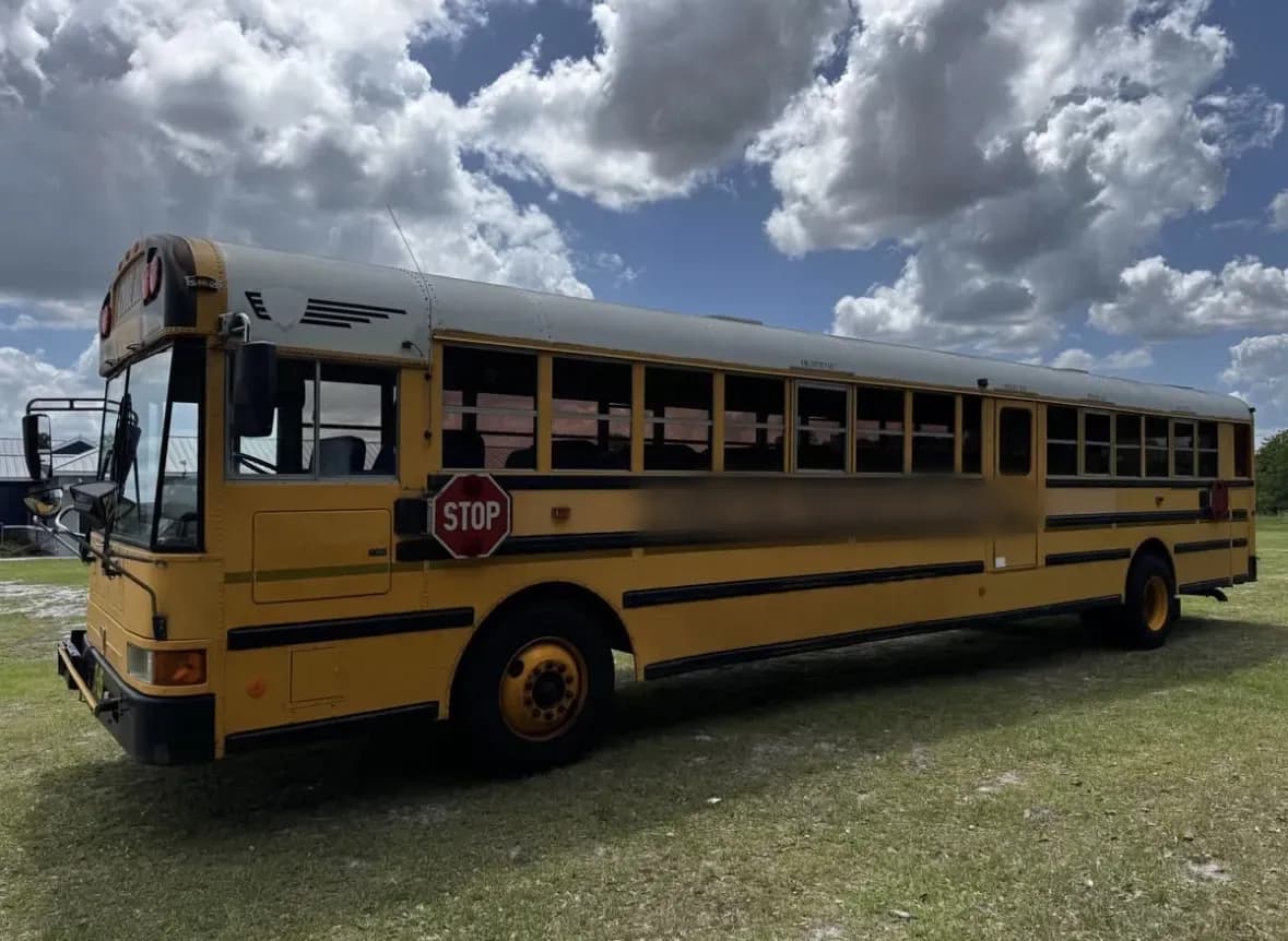2006 International IC School Bus - Image 1