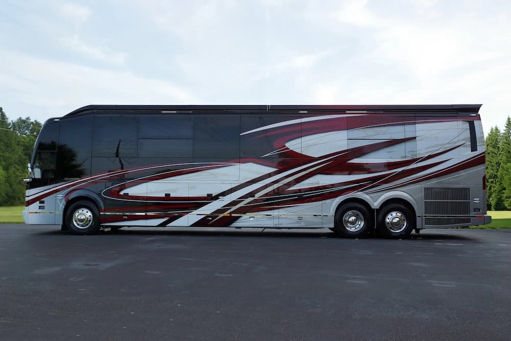 2023 Prevost Millennium H3-45 Motorhome - Image 4