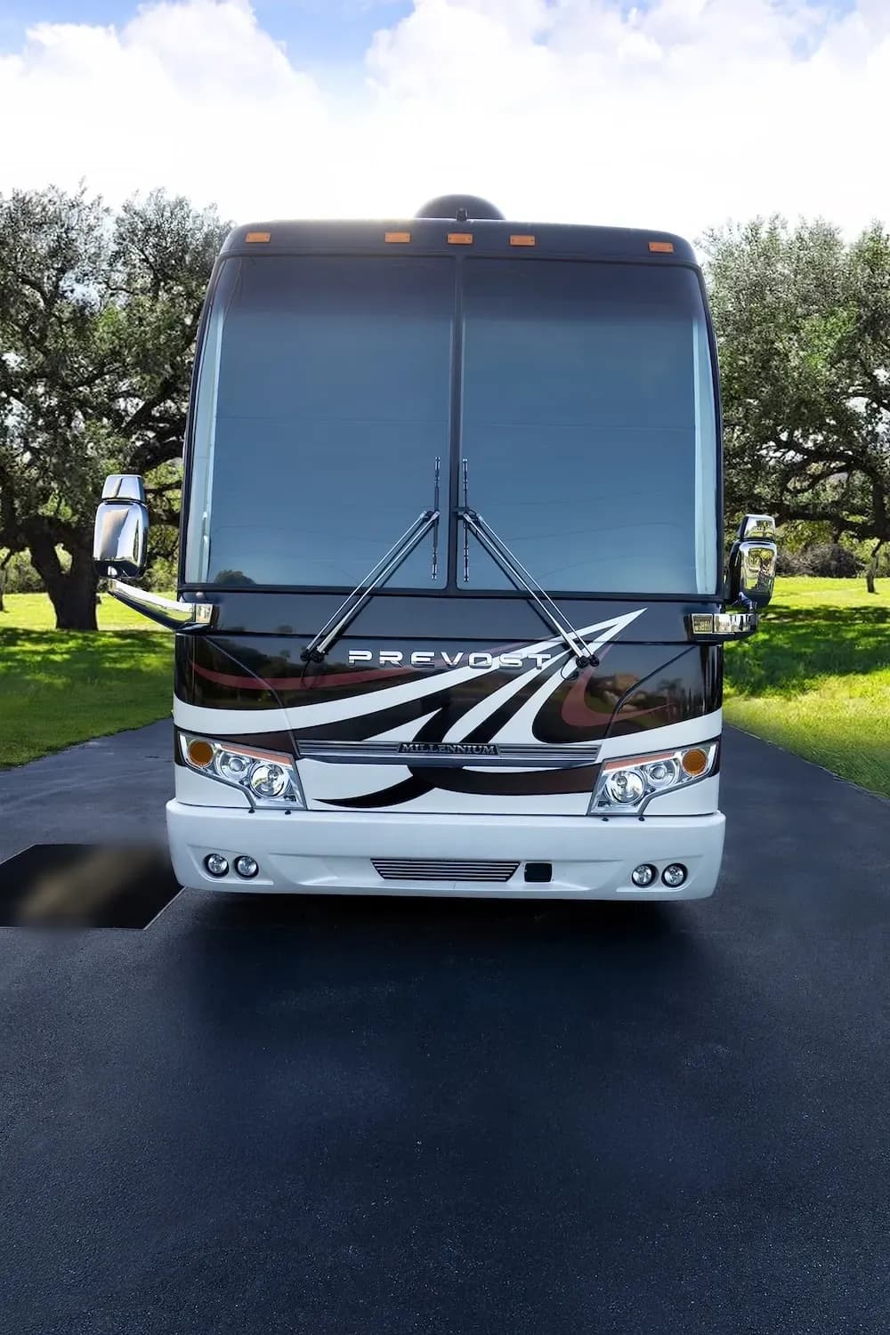 2016 Prevost Millennium H3-45 Motorhome - Image 2
