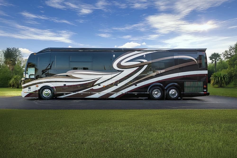 2016 Prevost Millennium H3-45 Motorhome - Image 5
