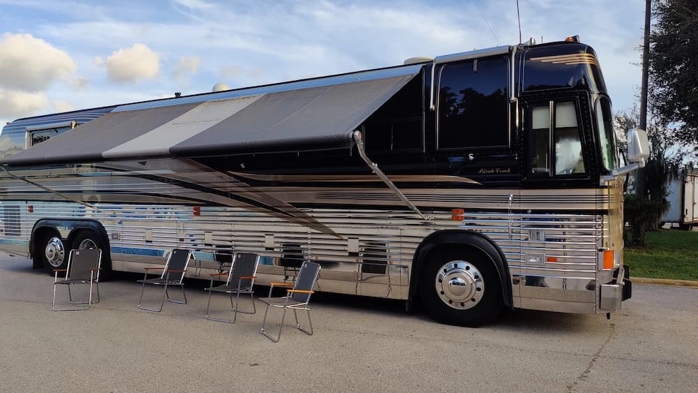 1991 Prevost Royale XL 40 Motorcoach - Image 32