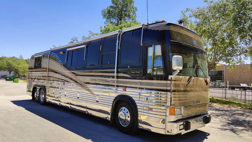 1991 Prevost Royale XL 40 Motorcoach - Image 7