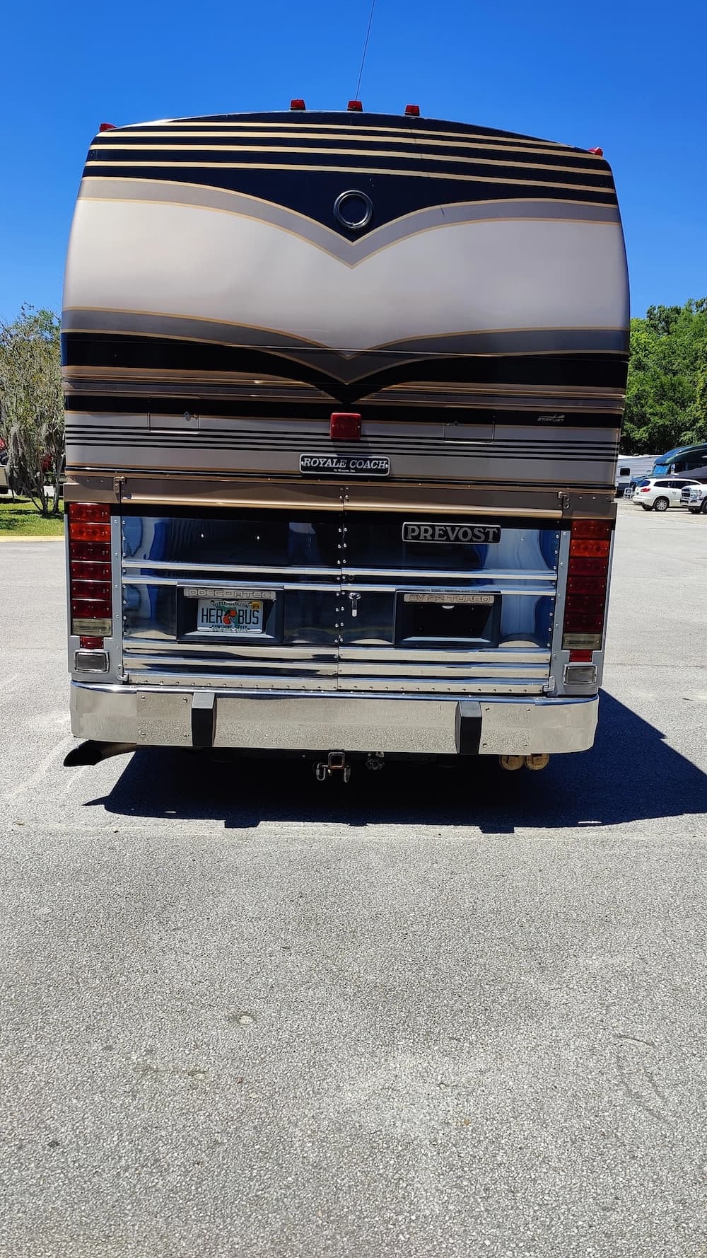 1991 Prevost Royale XL 40 Motorcoach - Image 8