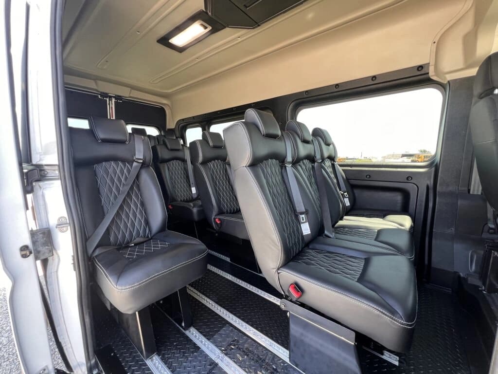 2024 RAM Promaster 2500 Passenger Van - Image 13