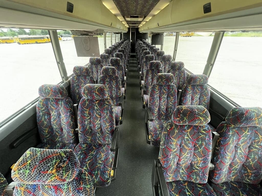1999 Prevost H3-45 Coach Bus - Image 12