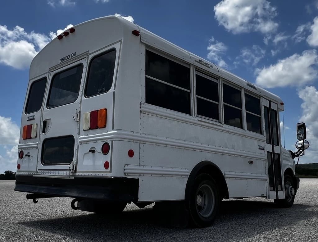 2018 Chevrolet Minotour MFSAB Thomas Activity Bus - Image 3