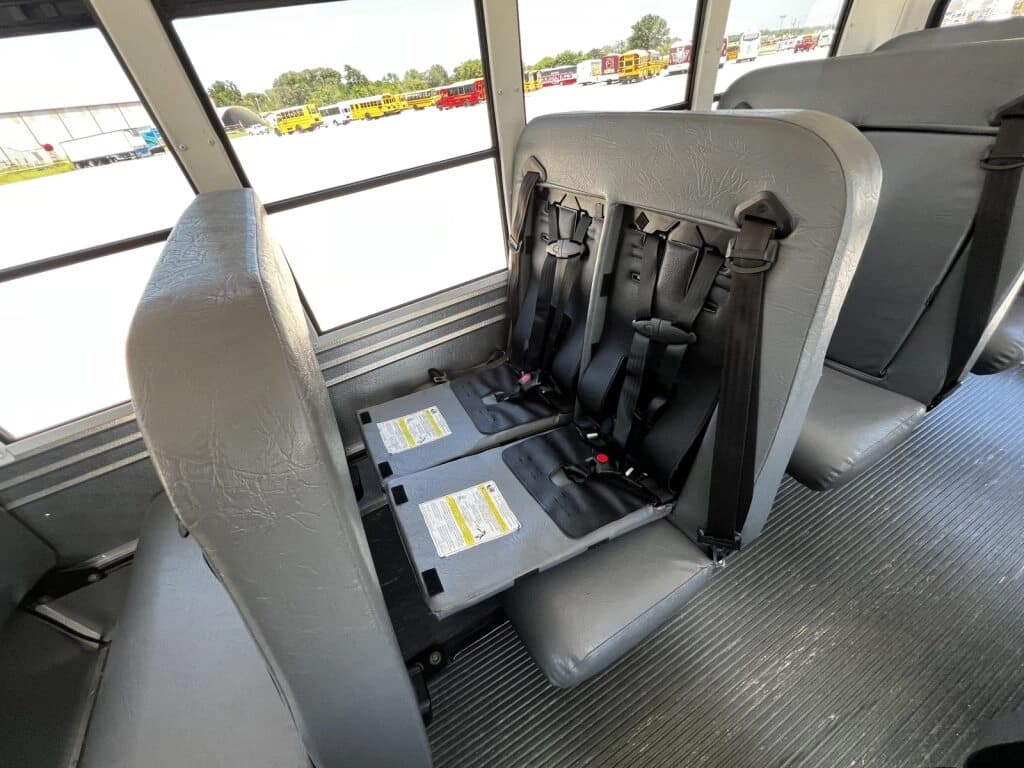 2014 Chevrolet Collins MFSAB Activity Bus - Image 9