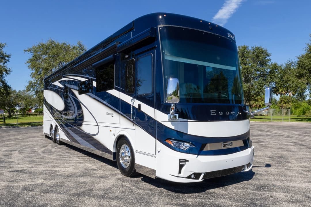 2023 Newmar Essex Motorhome - Image 1