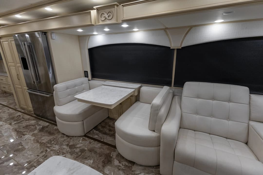 2023 Newmar Essex Motorhome - Image 16