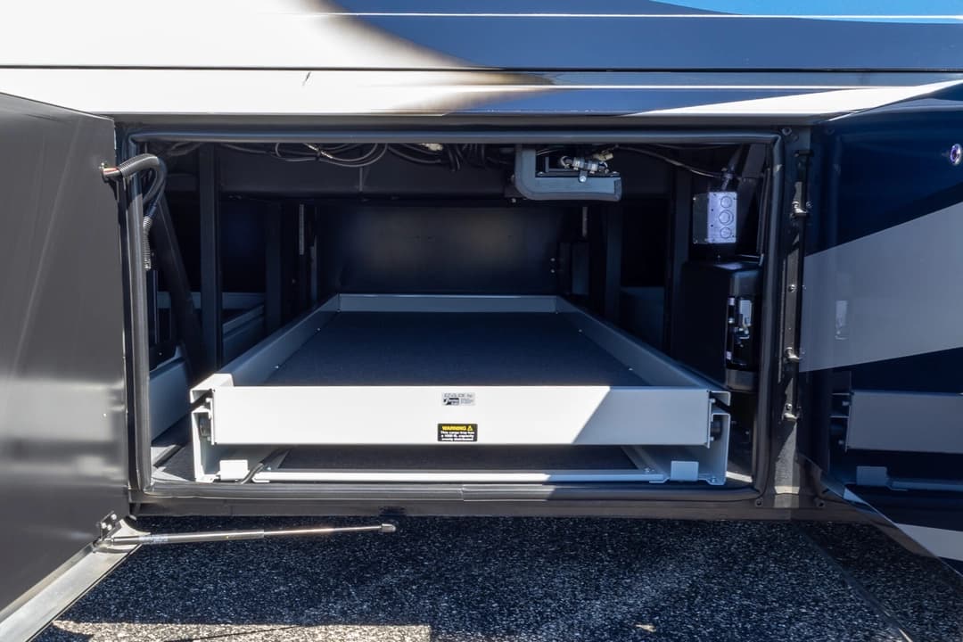 2023 Newmar Essex Motorhome - Image 44