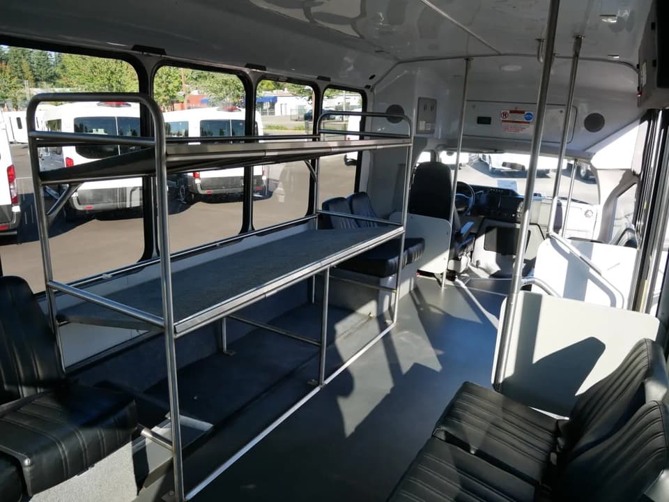 2019 ElDorado Aerotech Shuttle Bus - Image 8