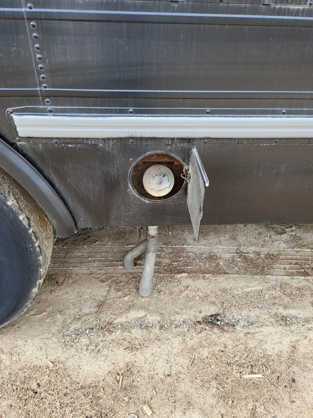 1998 International Amtran - Image 9