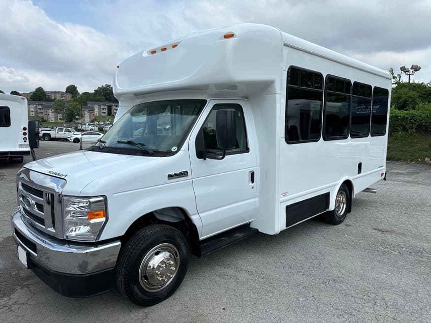 2024 Ford E350 Starcraft Allstar Shuttle Bus - Image 1