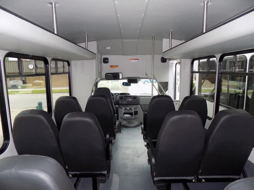 2024 Ford E350 Starcraft Allstar Shuttle Bus - Image 3