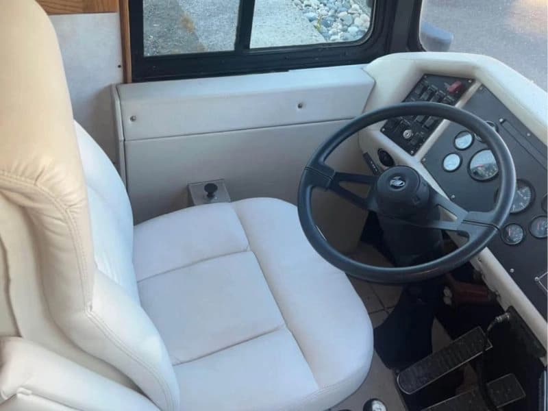 1977 MCI 8 Conversion/Specialty - Image 14