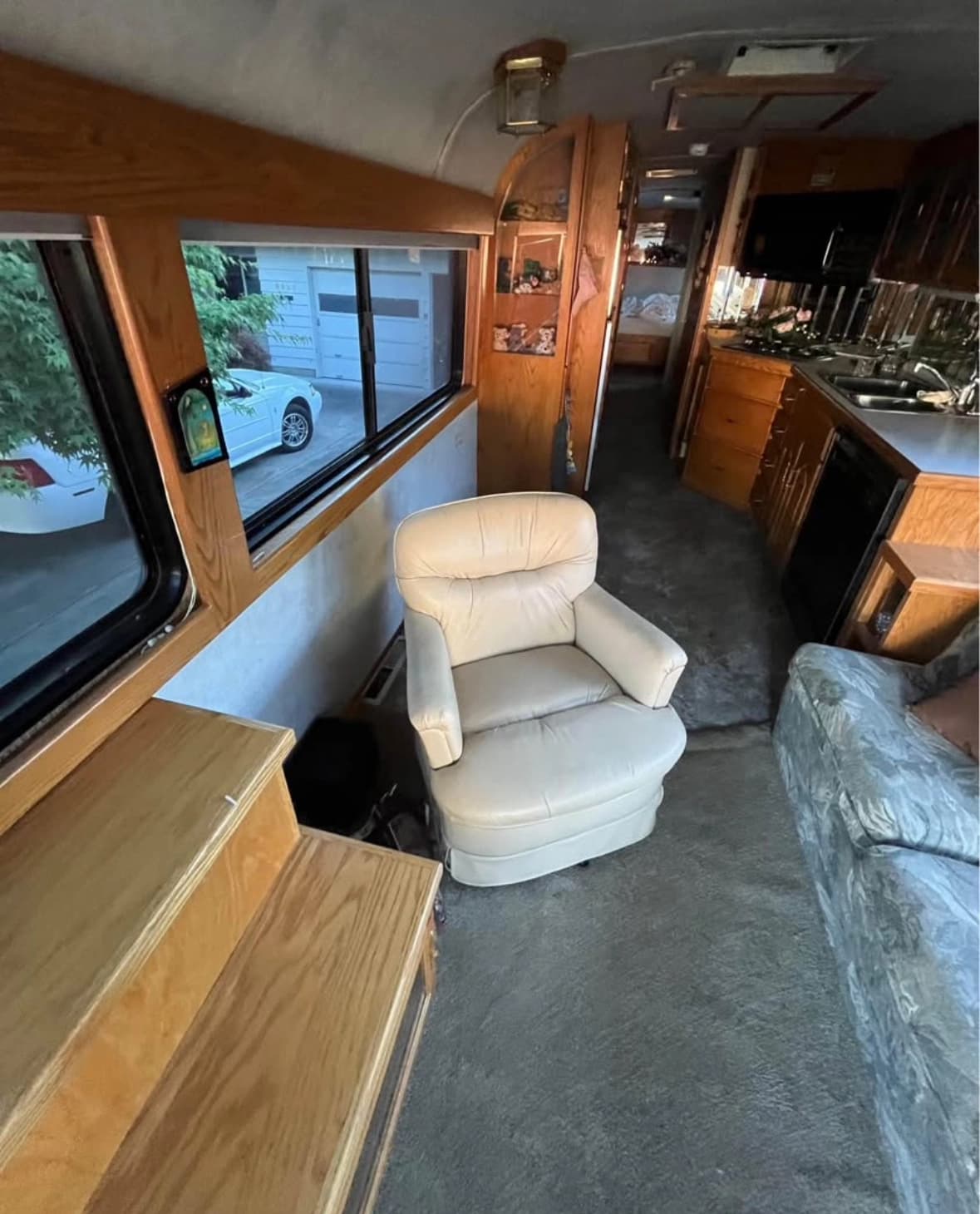 1977 MCI 8 Conversion/Specialty - Image 20