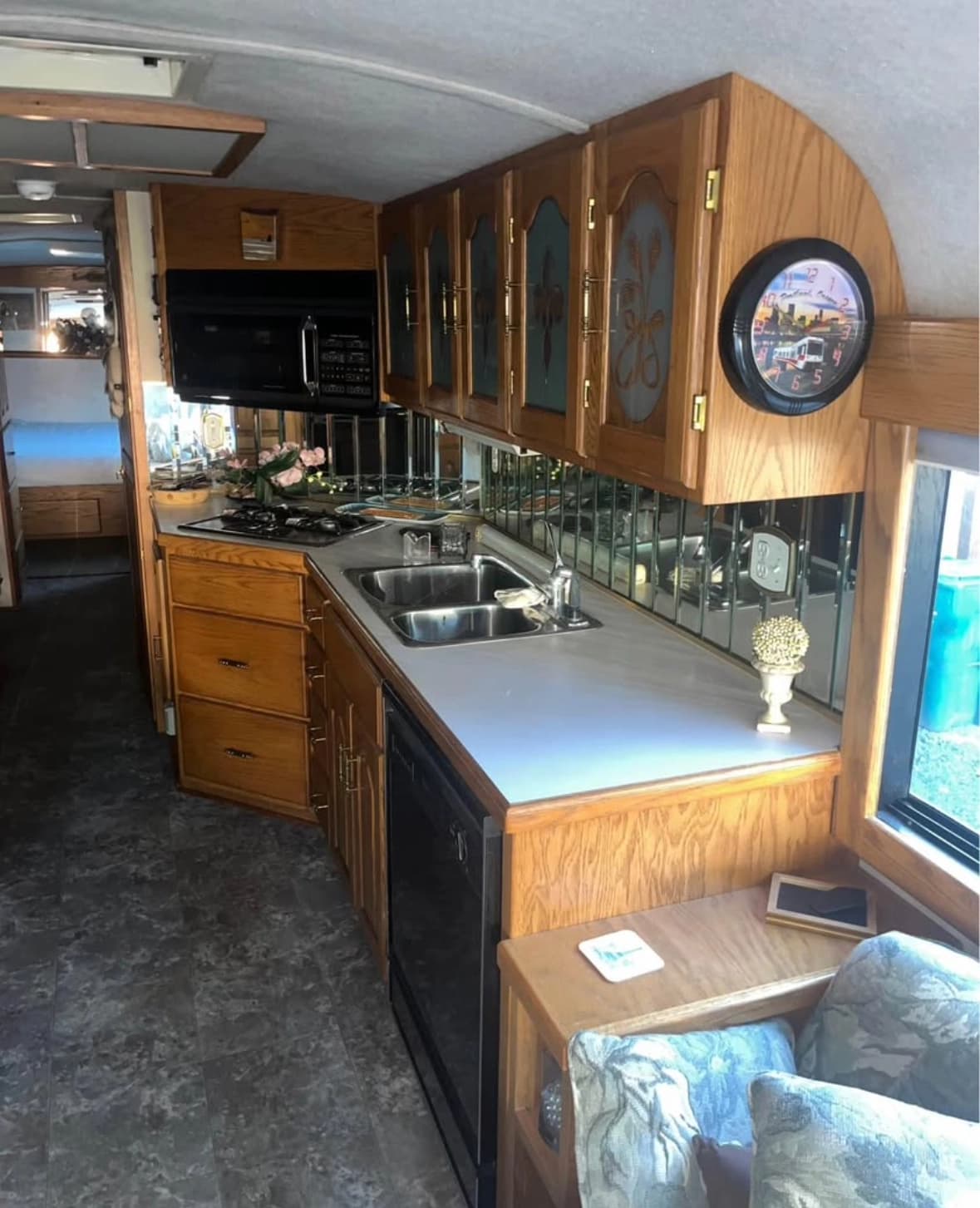 1977 MCI 8 Conversion/Specialty - Image 21