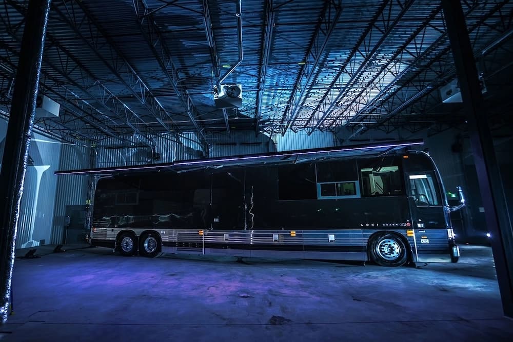 2023 Prevost Loki X3 Motorhome - Image 12