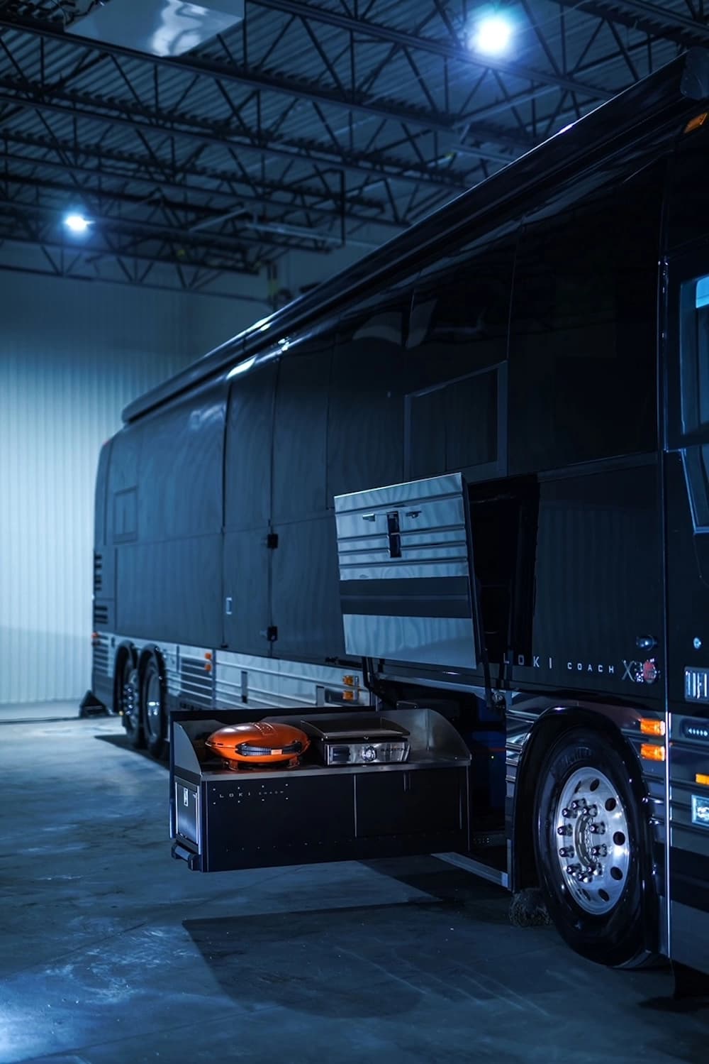 2023 Prevost Loki X3 Motorhome - Image 5