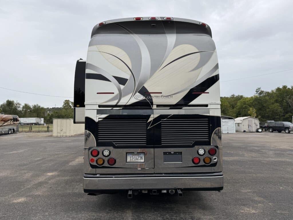2007 Prevost XLII Motorhome - Image 4